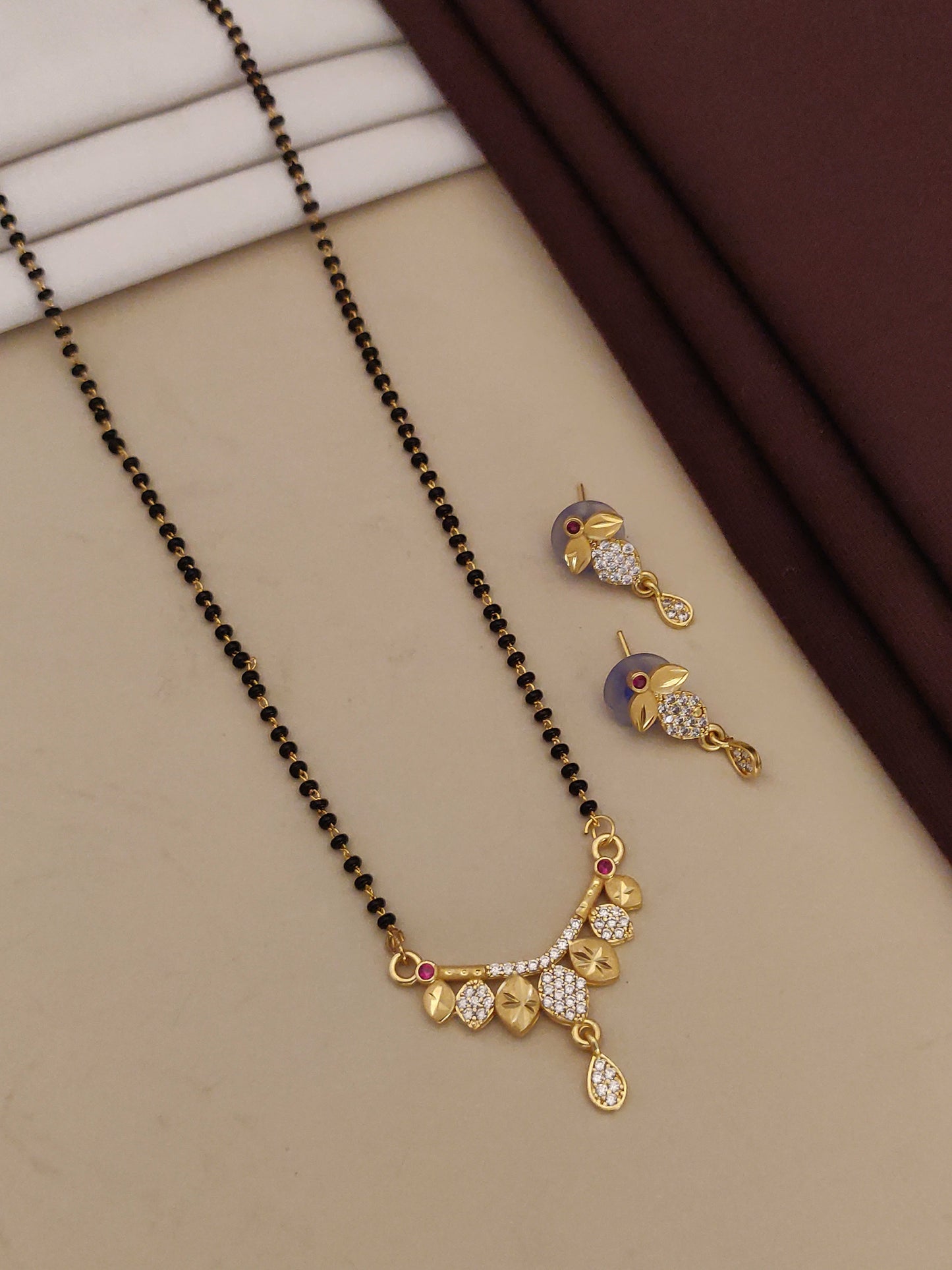 Forming And Diamond High Gold Plated Leaf Mangalsutra –