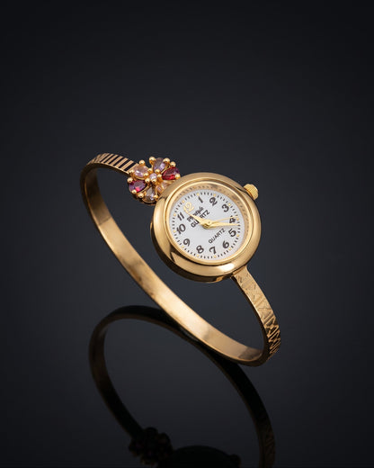 Stylish Gold-Tone Free Size Brass Women’S Watch Bracelet