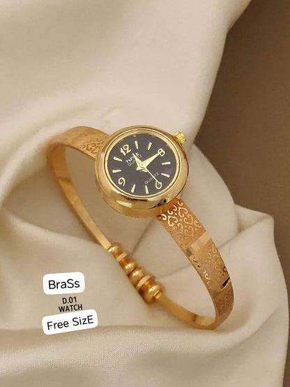 Micro Gold Plated Daily Wear Black Dial Adjustable Bracelet Watch